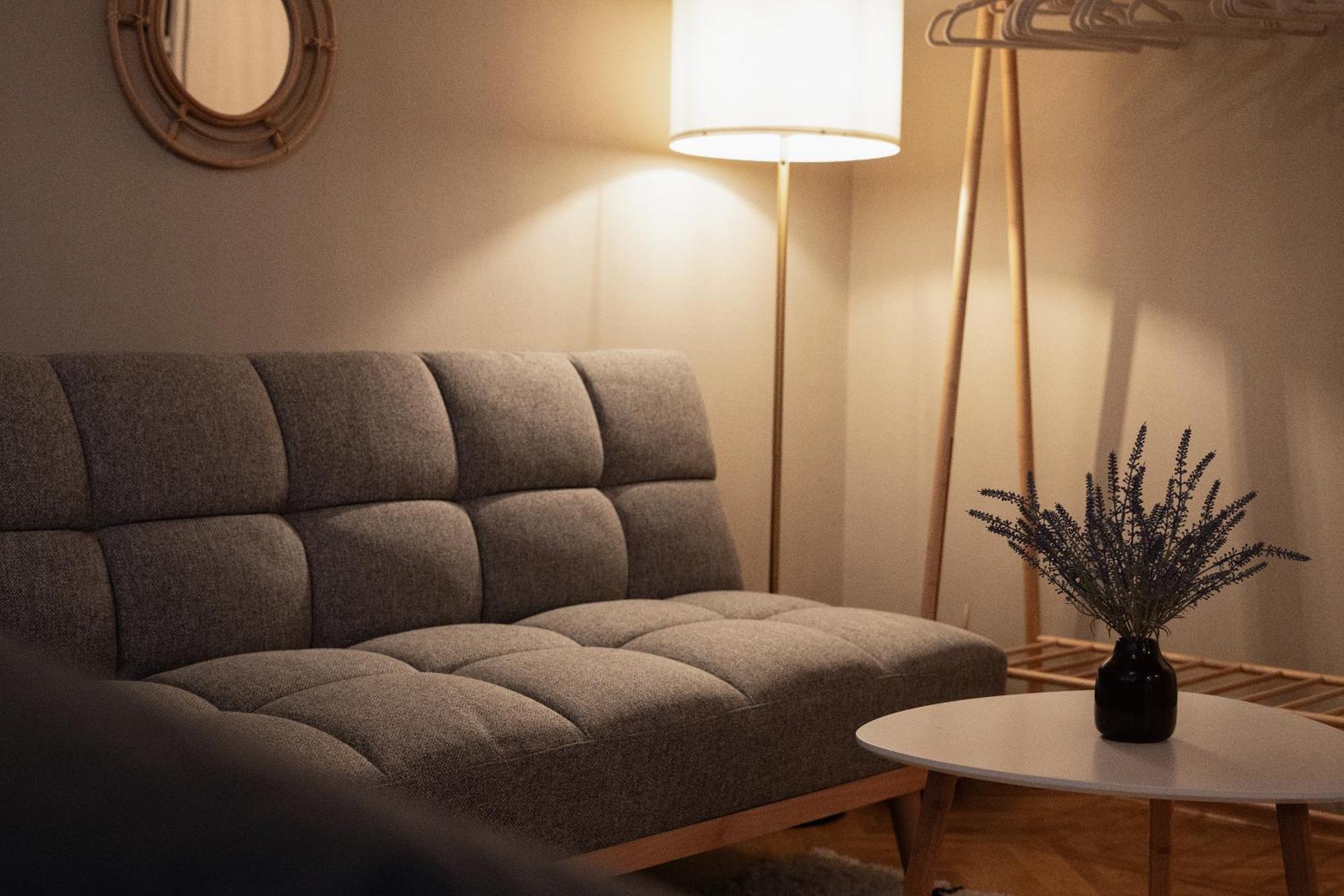 Boho Design Studio - Historic City Center With Free Parking & Aircon By Hero Homes Graz Exterior foto